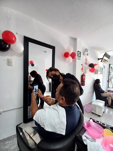 Las 3 Rosas