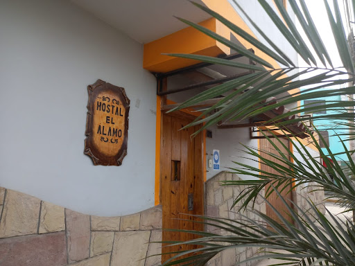 Hostal El Álamo