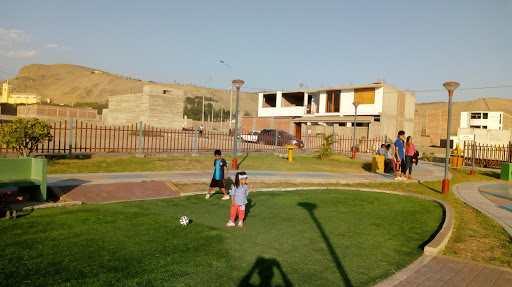 Parque Del Niño Pachacamino